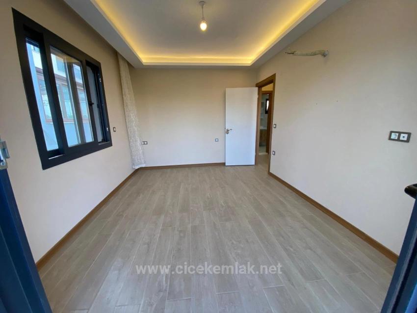 3+1 Villa Zum Verkauf Im Stadtzentrum Von Seferihisar, Izmir