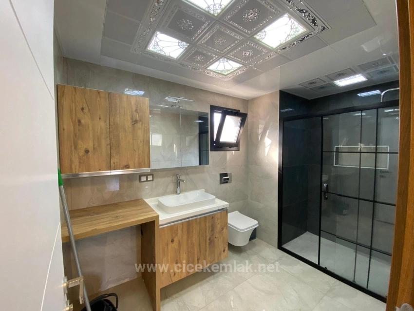 3+1 Villa Zum Verkauf Im Stadtzentrum Von Seferihisar, Izmir