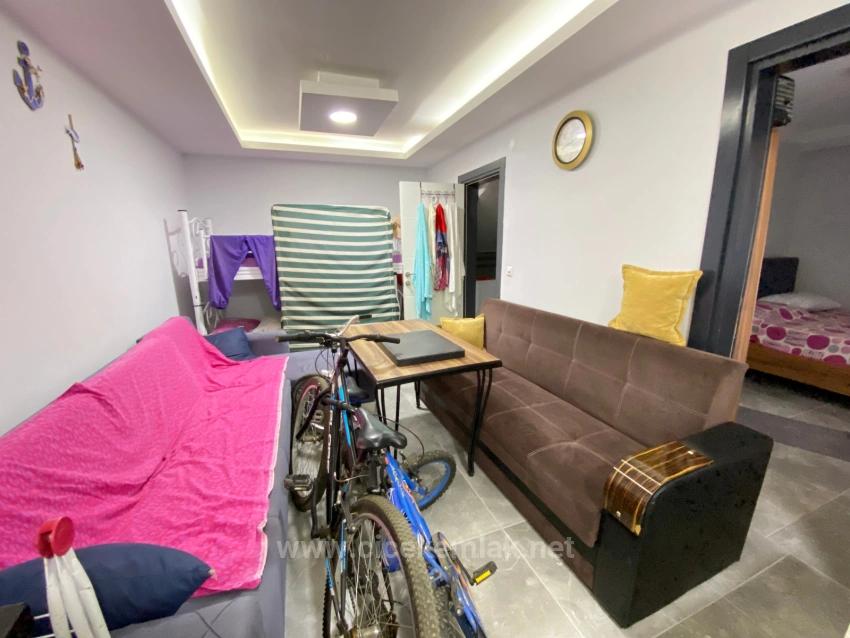 1+1 Wohnung Zum Verkauf In Doğanbey, Seferihisar, İzmir, 150 Meter Vom Meer Entfernt.