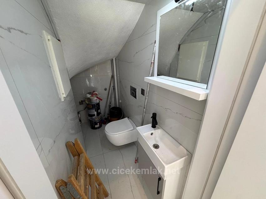 3+1 Villa Zum Verkauf In Ürkmez, Seferihisar, İzmir, Nur 40 Meter Vom Meer Entfernt.