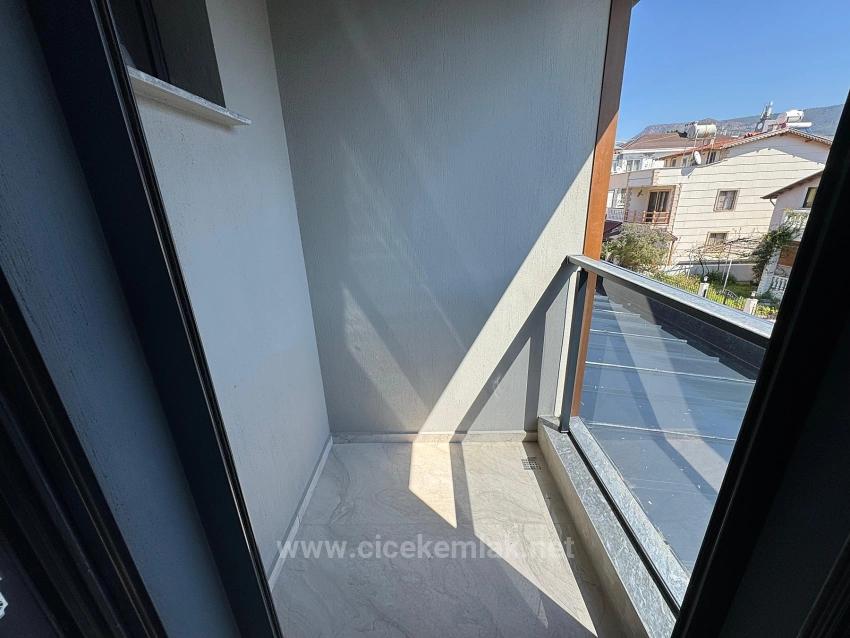 3+1 Villa Zum Verkauf In Ürkmez, Seferihisar, İzmir, Nur 40 Meter Vom Meer Entfernt.