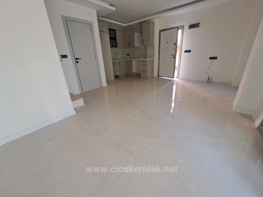 2+1 Villa Zum Verkauf In Doğanbey, Seferihisar, İzmir