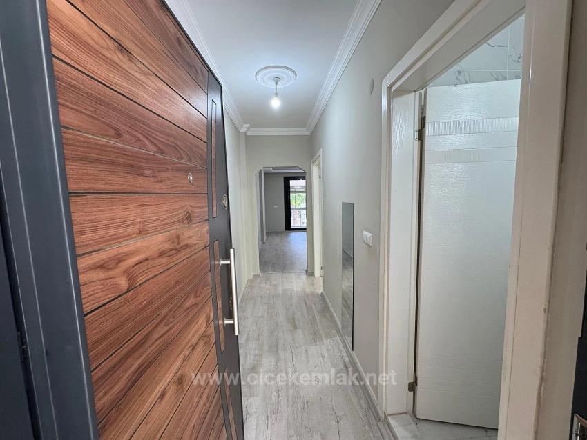 1+1 Wohnung Zum Verkauf In Ürkmez, Seferihisar, İzmir, 60 Meter Vom Meer Entfernt.