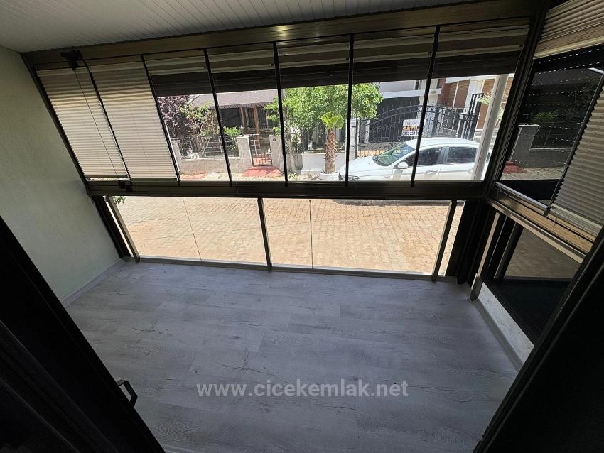 1+1 Wohnung Zum Verkauf In Ürkmez, Seferihisar, İzmir, 60 Meter Vom Meer Entfernt.