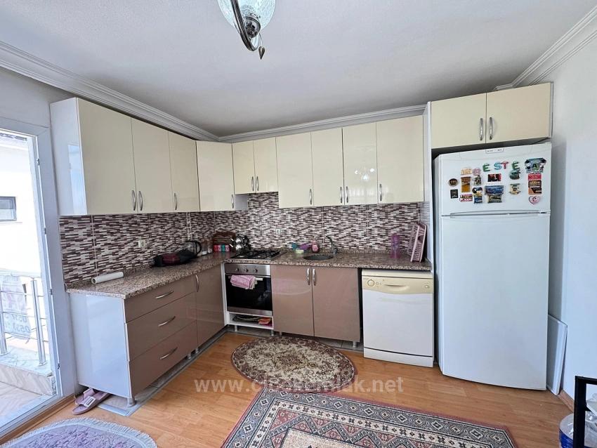 2+1 Wohnung Zum Verkauf Im Ürkmez Center, Seferihisar, İzmir