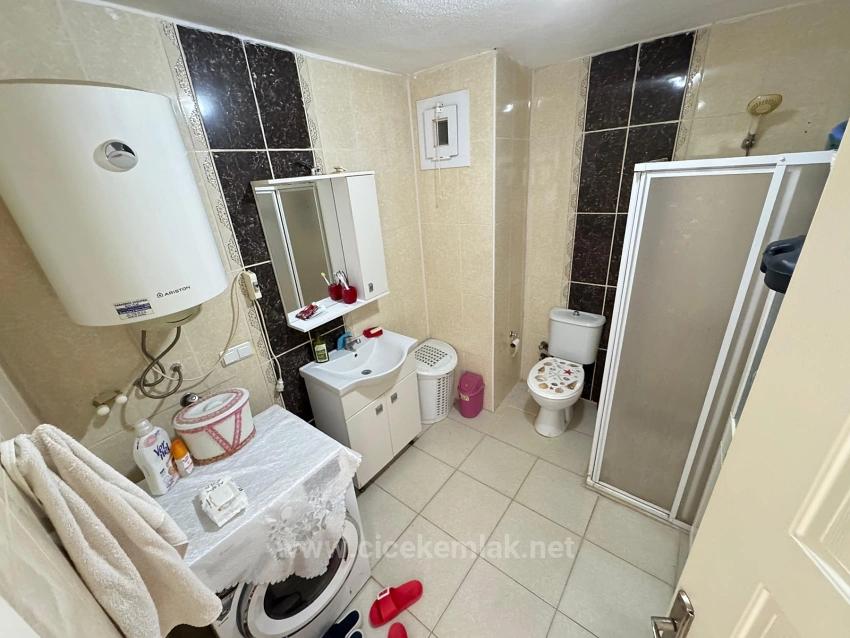 2+1 Wohnung Zum Verkauf Im Ürkmez Center, Seferihisar, İzmir