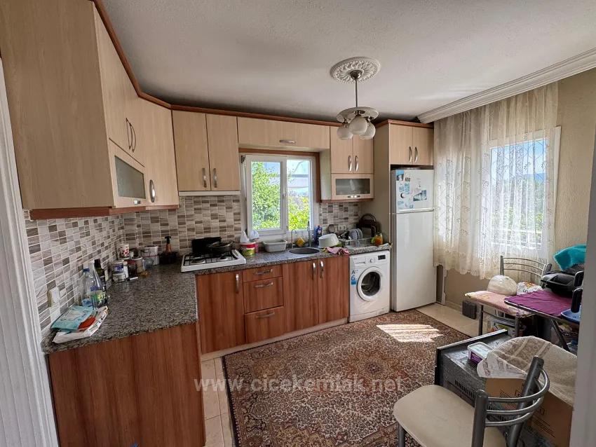 İzmir Seferihisar Atatürk Mahallesin De Satılık 3+1 Villa Wird Zu: In İzmir Seferihisar Im Atatürk Viertel Befindet Sich Eine 3+1 Villa Zum Verkauf