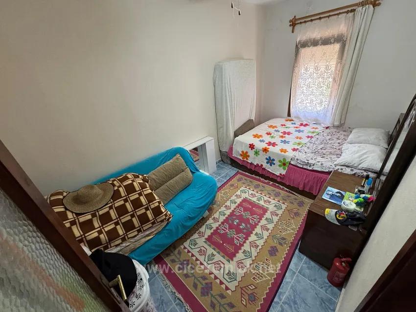 İzmir Seferihisar Ürkmez Zentrum Ist Nur 50 Meter Vom Meer Entfernt, 2+1 Wohnung Zum Verkauf