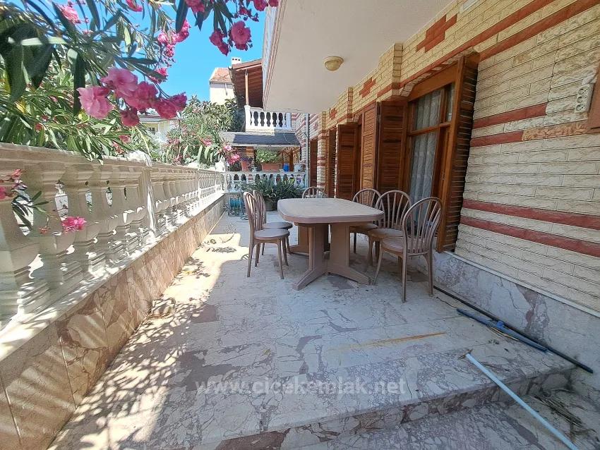 İzmir Seferihisar Ürkmez'de Dem Meer 20 Meter Entfernung Entfernt Zu Verkaufen 5+1 Villa