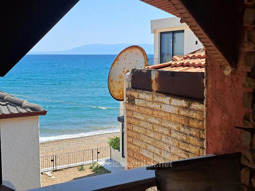 İzmir Seferihisar Ürkmez'de Dem Meer 20 Meter Entfernung Entfernt Zu Verkaufen 5+1 Villa