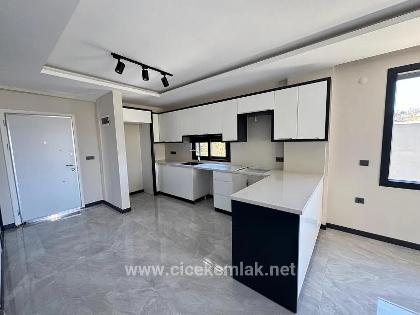 İzmir Seferihisar Atatürk Viertel In Barrierefreie 3+1 Villa Zum Verkauf