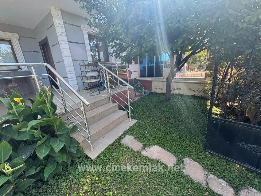İzmir Seferihisar Doğanbey'de Verkaufliche 2+1 Villa