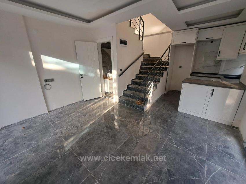 2+1 Villa Zum Verkauf In Izmir Seferihisar Ürkmez