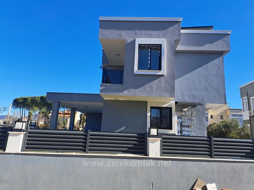 3+1-Zimmer Villa Zu Verkaufen in Mersin Alanı Bz. Seferihisar Ürkmez - 170 m²