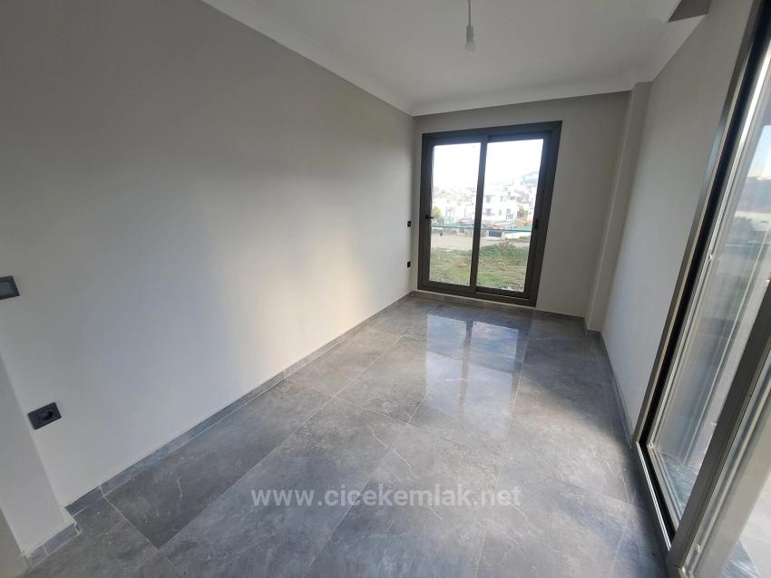 3+1 Villa Zum Verkauf In Izmir Seferihisar Akarca