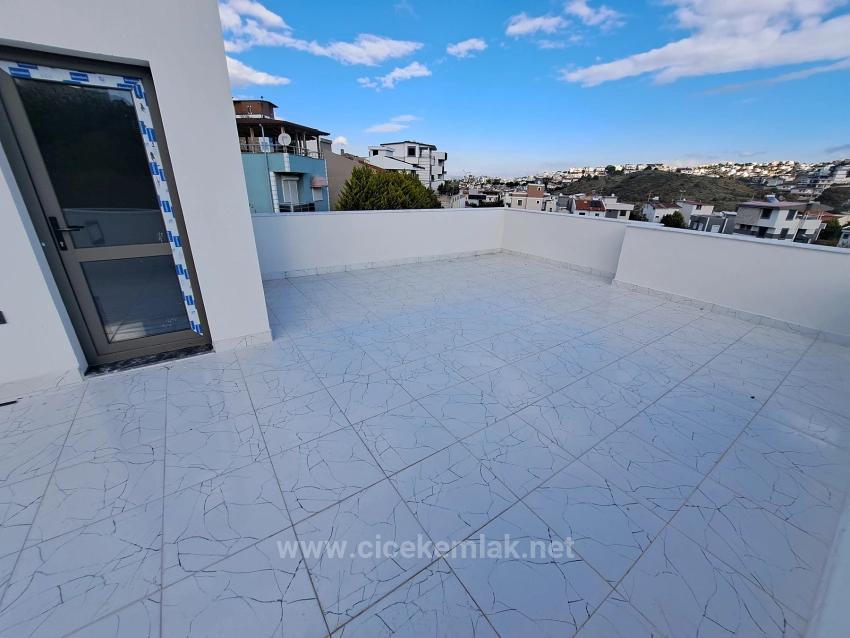 3+1 Villa Zum Verkauf In Izmir Seferihisar Akarca