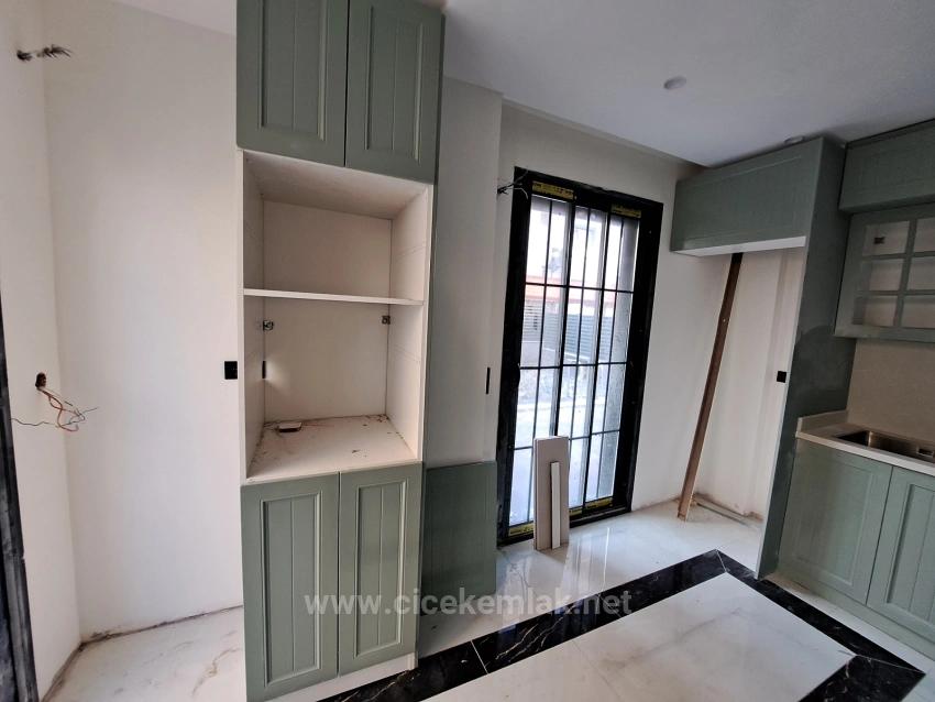 3+1 Villa Mit Pool Zum Verkauf In Gümüldür, Menderes, İzmir