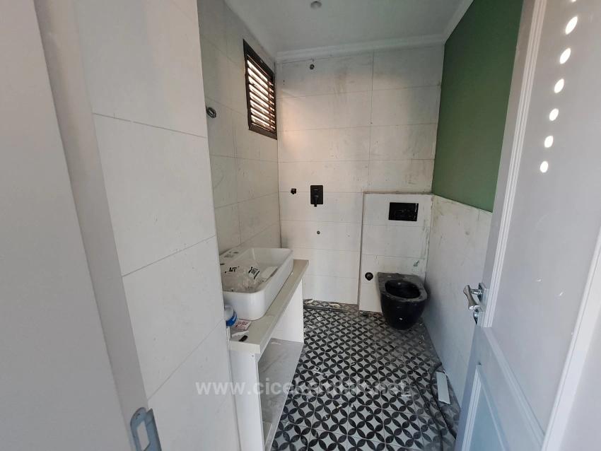 3+1 Villa Mit Pool Zum Verkauf In Gümüldür, Menderes, İzmir