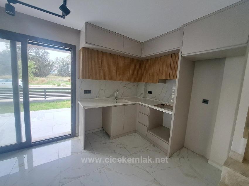 3+1 Villa Zum Verkauf In Doğanbey, Seferihisar, İzmir