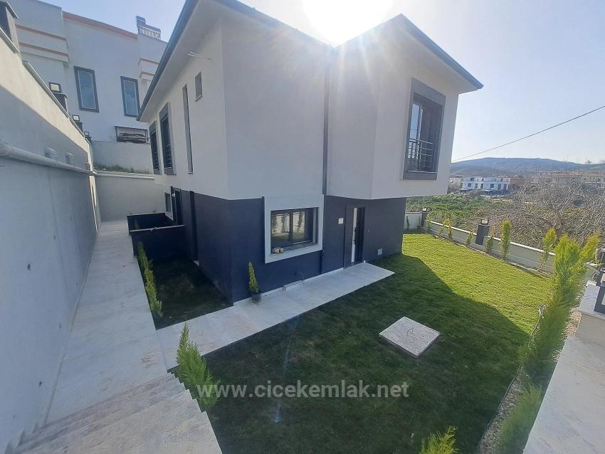2+1 Villa Zum Verkauf In Izmir Seferihisar Payamlı