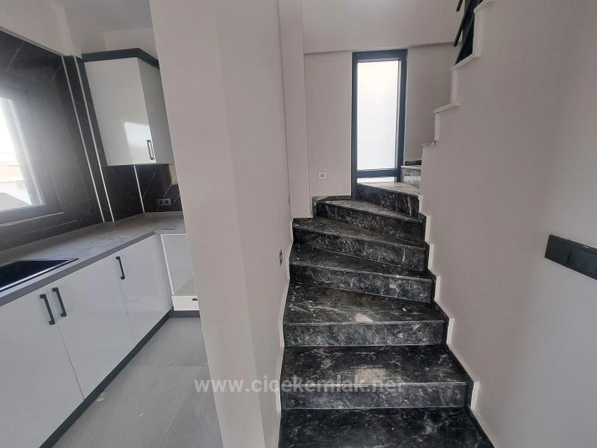 2+1 Villa Zum Verkauf In Izmir Seferihisar Payamlı