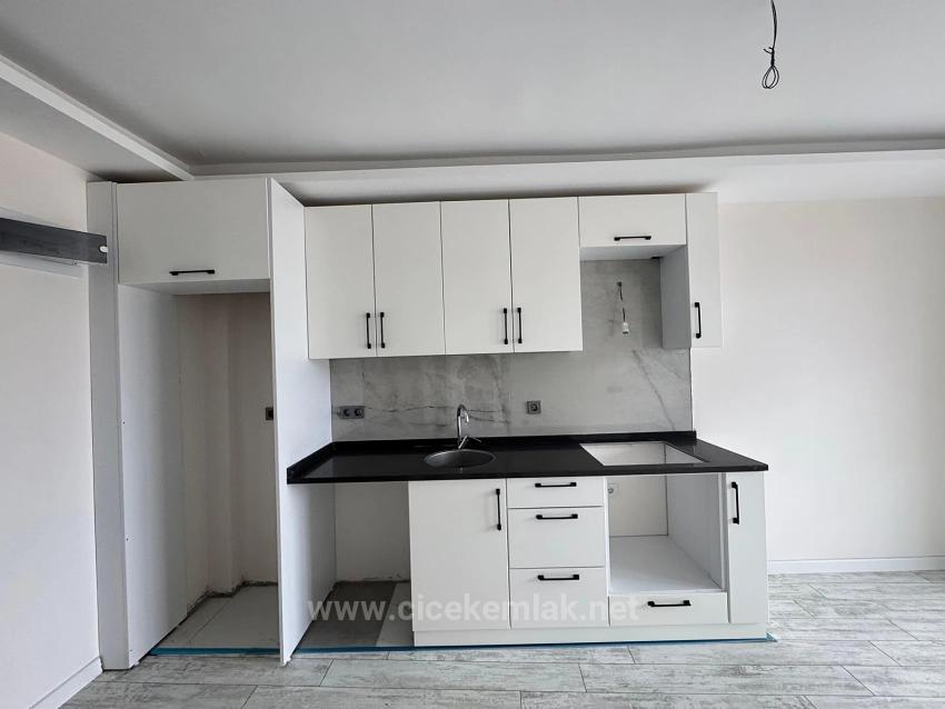 Izmir Seferihisar Ürkmez 1+1 Wohnung 70M Vom Meer Entfernt