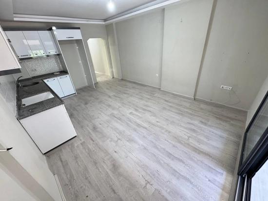 1+1 Wohnung Zum Verkauf In Ürkmez, Seferihisar, İzmir, 60 Meter Vom Meer Entfernt.