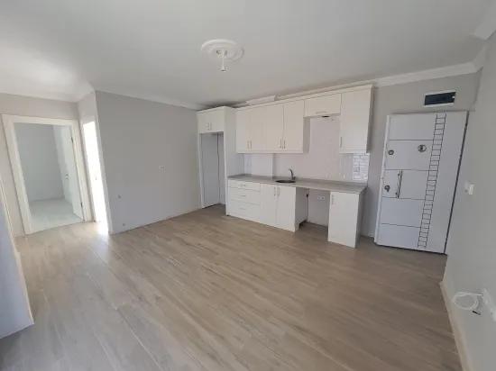 İzmir Seferihisar Ürkmez Zentrum Zu Verkaufen 2+1 Wohnung