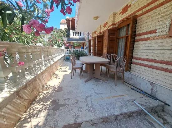 İzmir Seferihisar Ürkmez'de Dem Meer 20 Meter Entfernung Entfernt Zu Verkaufen 5+1 Villa