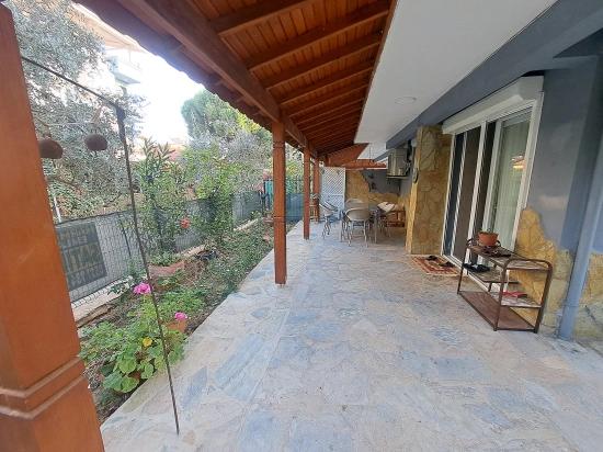 4+2 Villa Zum Verkauf Im Ürkmez Center, Seferihisar, İzmir