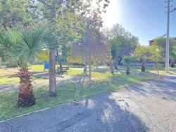 1+1 Wohnung Zum Verkauf In Doğanbey, Seferihisar, İzmir, 150 Meter Vom Meer Entfernt.