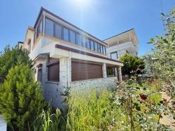 2+1-Zimmer Villa Zu Verkaufen in Cumhuriyet Bz. Seferihisar Doğanbey - 160 m²