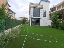 3+1-Zimmer Villa Zu Verkaufen in Cumhuriyet Bz. Seferihisar Doğanbey - 220 m²