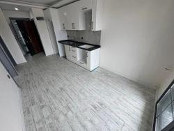 1+1-Zimmer Appartement Zu Verkaufen in Cumhuriyet Bz. Seferihisar Doğanbey - 50 m²
