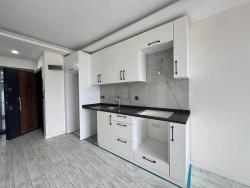 1+1-Zimmer Appartement Zu Verkaufen in Cumhuriyet Bz. Seferihisar Doğanbey - 60 m²