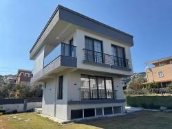 4+2-Zimmer Villa Zu Verkaufen in Atatürk Bz. Seferihisar Doğanbey - 280 m²