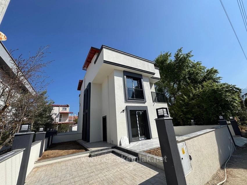3+1 Bedroom Villa For Sale in Gümüldür İnönü Nbh. Menderes Gümüldür - 150 m²