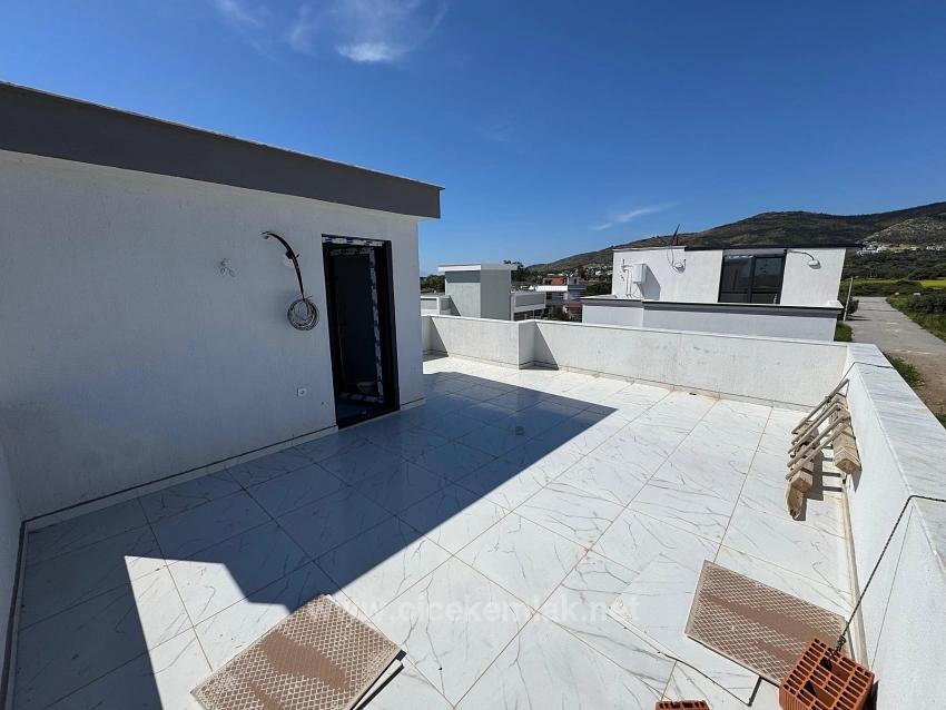 2+1 Detached Villa For Sale In Doğanbey, Seferihisar, İzmir