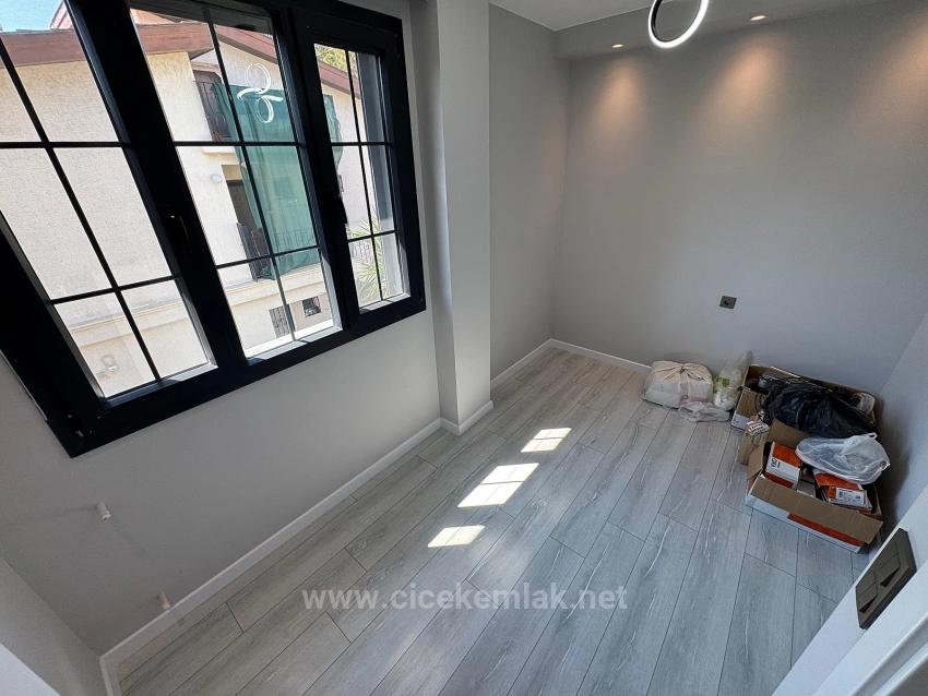 3+1 Villa For Sale In Ürkmez, Seferihisar, İzmir, Just 40 Meters From The Sea.