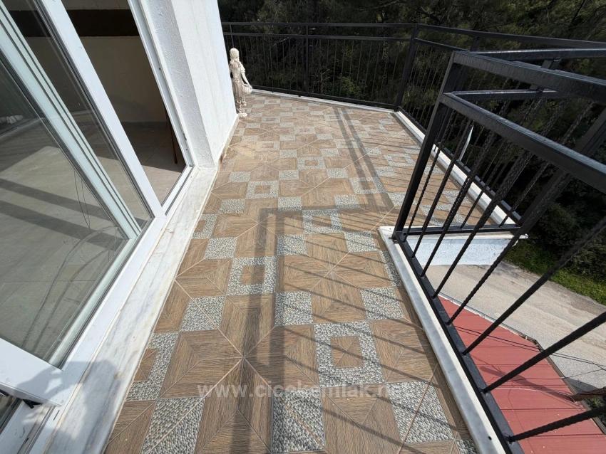 3+1 Triplex Apartment For Sale In Özdere, Menderes, İzmir