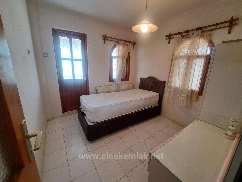 4+1 Villa For Sale In Doğanbey, Seferihisar, İzmir