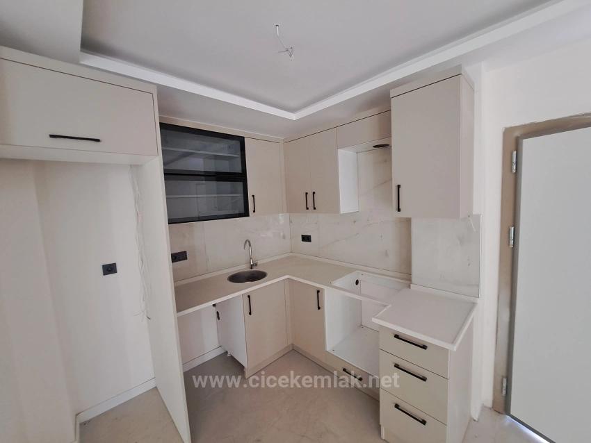 2+1 Villa For Sale In Doğanbey, Seferihisar, İzmir