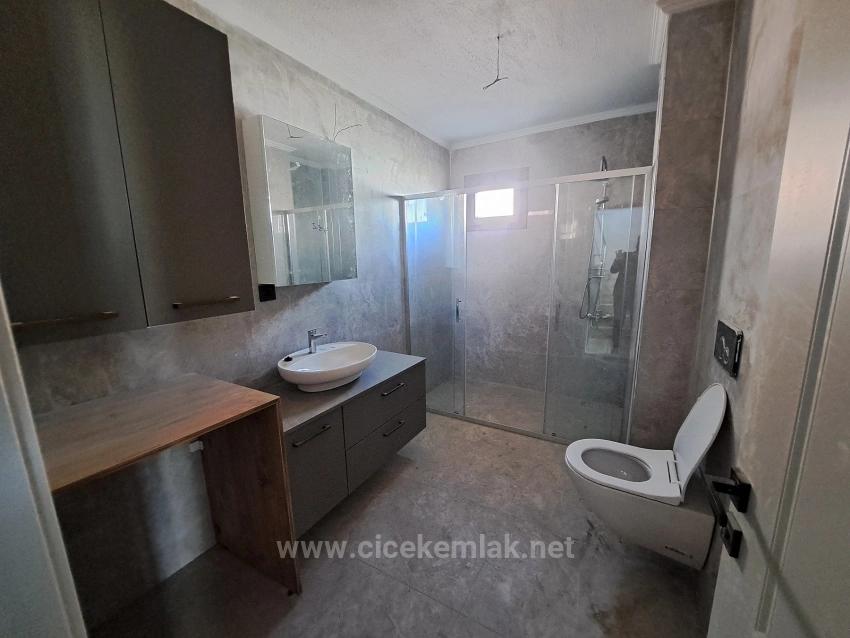 2+1 Villa For Sale In Doğanbey, Seferihisar, İzmir