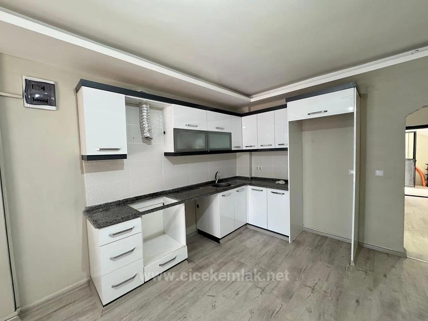 1+1 Apartment For Sale In Ürkmez, Seferihisar, İzmir, 60 Meters From The Sea.