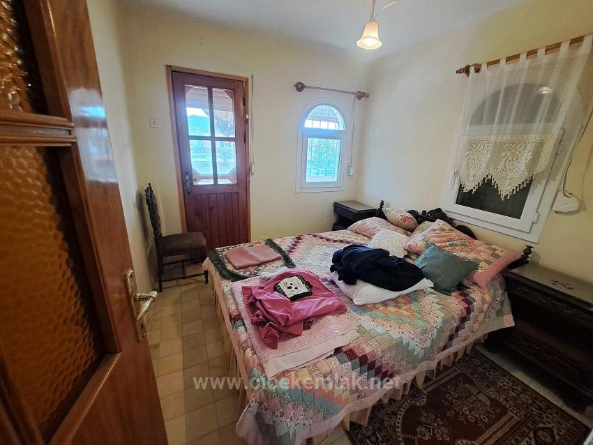 4+1 Villa For Sale In A Gated Community With Pool In Doğanbey, Seferihisar, İzmir