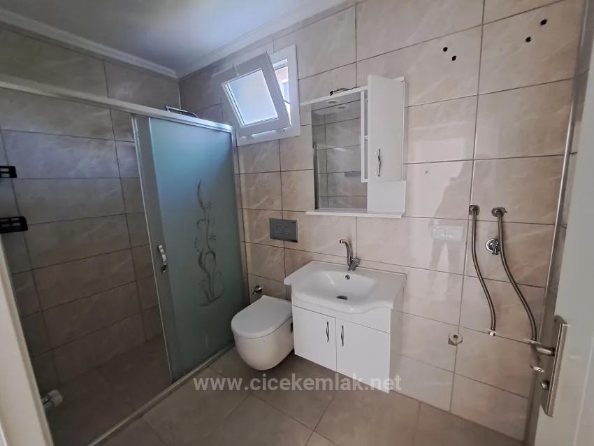 Izmir Seferihisar Ürkmez Centre For Sale 2+1 Flat