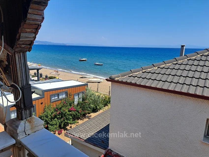 İzmir Seferihisar Ürkmez'de Sea 20 Metre Distance At Satılık 5+1 Villa Becomes: İzmir Seferihisar Ürkmez In İzmir At 20 Metre Distance To The Sea For Sale 5+1 Villa, Thus: İzmir Seferihisar Ürkmez'de Is 