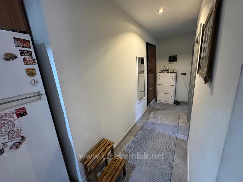 İzmir Seferihisar Ürkmez Centre In 2+1 Flat For Sale