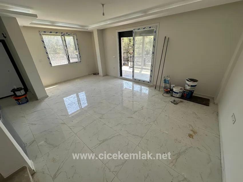 İzmir Seferihisar Doğanbey'de Satılık Müstakil 3+1 Villa Translates To Izmir Seferihisar Doğanbey Independent 3+1 Villa For Sale