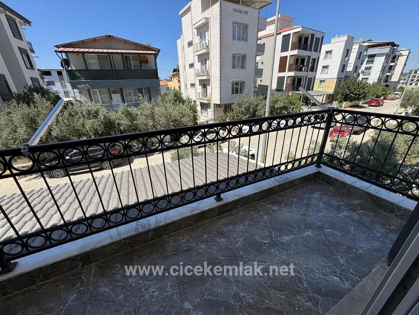 İzmir Seferihisar Çolakibrahim Bey Neighbourhood For Sale 3+1 Flat
